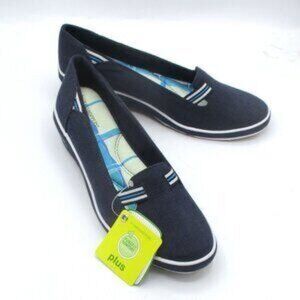 Grasshoppers Womens Retreat Navy Canvas Slip-On Shoes Size 8M